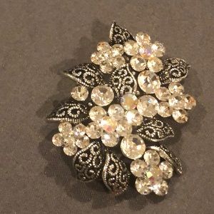Brooch
